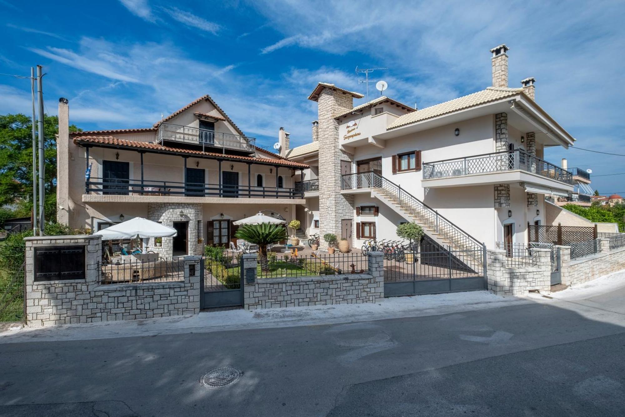 Giogarakis Suites Eleonas Exterior foto