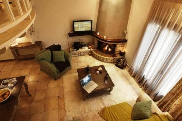 Giogarakis Suites Eleonas Habitación foto