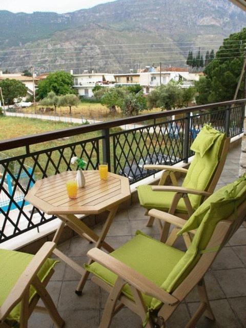 Giogarakis Suites Eleonas Habitación foto